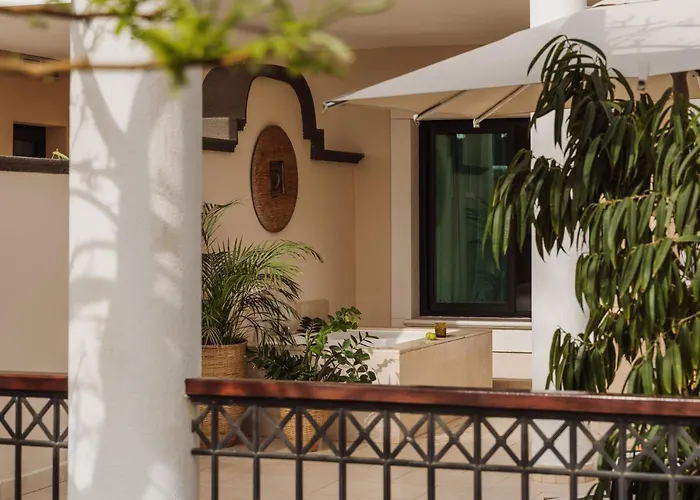 Redlevel At Gran Melia Palacio De Isora (adults Only) מלון Alcalá